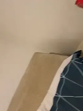 Offline nightingale27 on StripChat