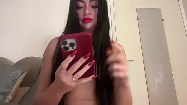 Offline niiikita3 on StripChat