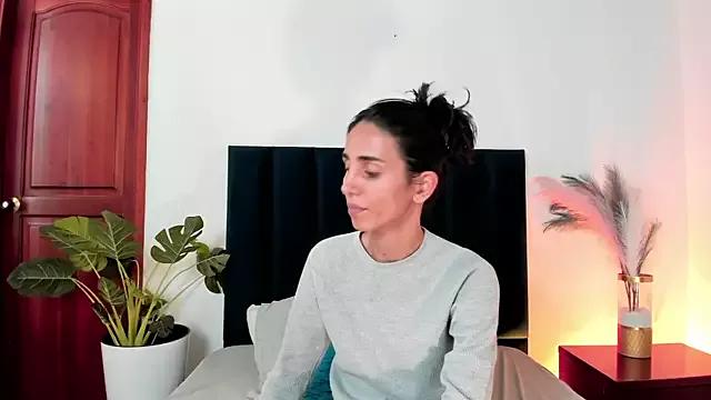 Nina_Cavaali from StripChat