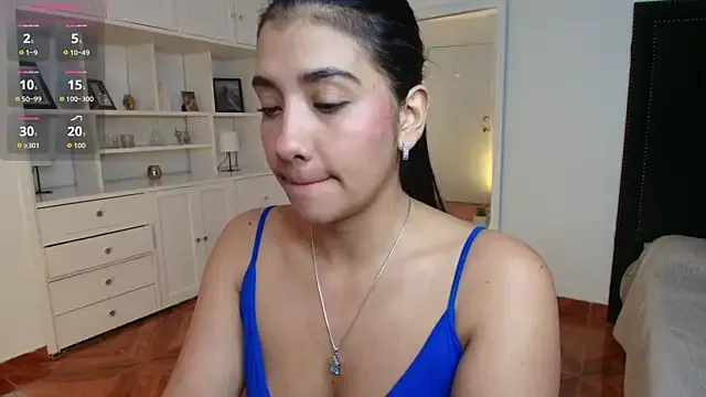 Offline nina_moen on StripChat