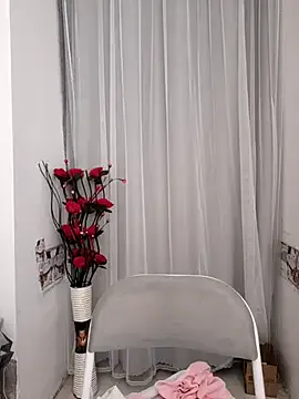 Offline nini10052025 on StripChat