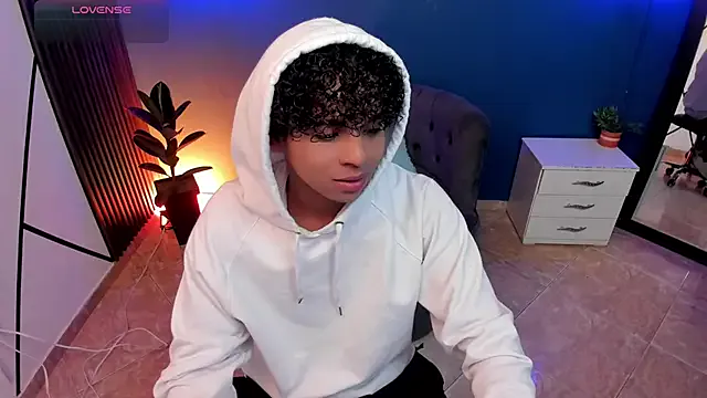 StripChat Noah_Smith04 is Freechat Noah_Smith04 — show big cum