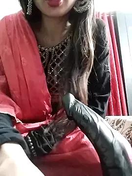 Noor_Darliing from StripChat is Freechat