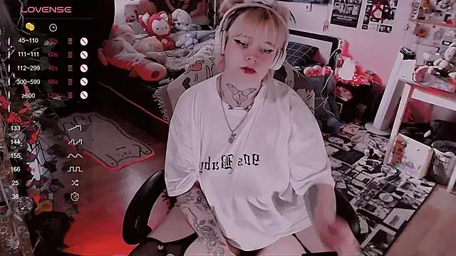 noori__hope from StripChat