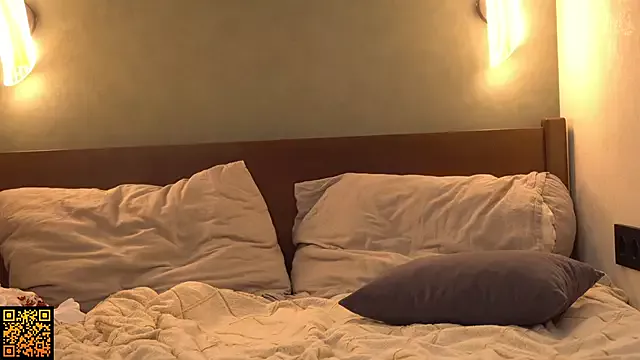 Offline norakisses on StripChat