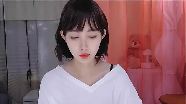 Nuan_Qi from StripChat