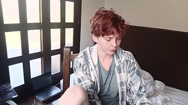 Offline nyxofempusa on StripChat