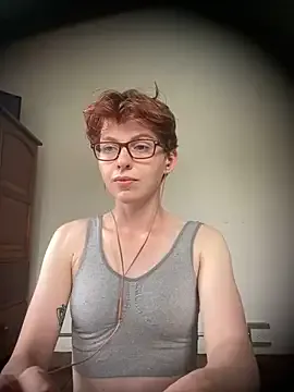 Offline nyxofempusa on StripChat