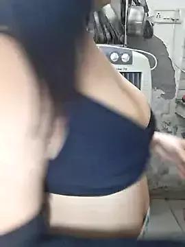 Official_queen from StripChat