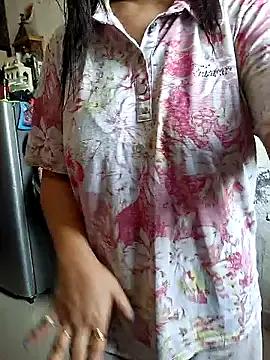 Official_queen from StripChat
