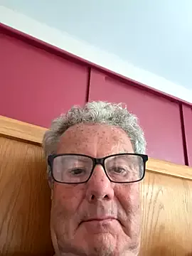 Offline Oldpistolpete on StripChat