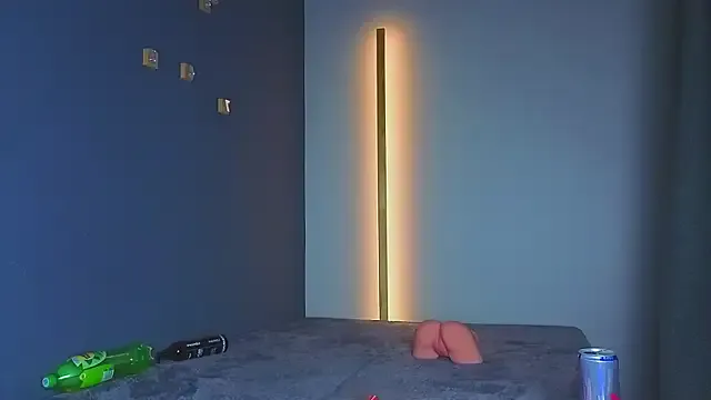 Offline Olivia-Pink on StripChat