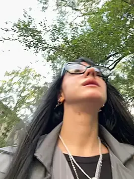 Offline Only_April on StripChat