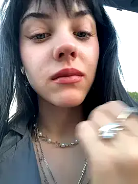 Offline Only_April on StripChat