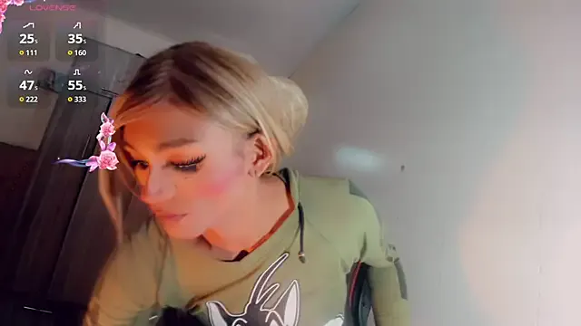 Offline Oriana_braom on StripChat