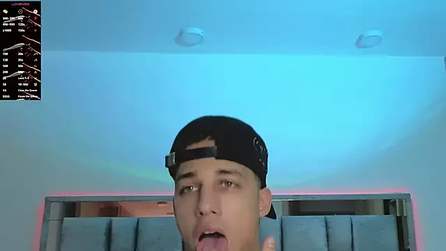 Offline orionblaze69_ on StripChat