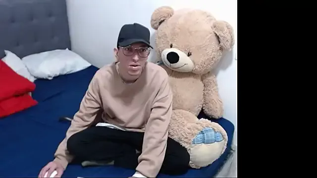 Freechat Orlandodcn_69 on StripChat