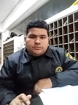 Offline oscarshow24 on StripChat