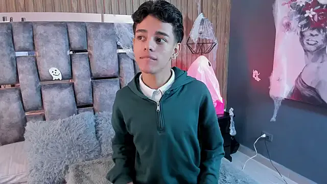 Offline owen__johnson on StripChat