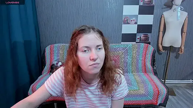 Offline pa1e_pr1ncess on StripChat