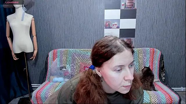 Offline pa1e_pr1ncess on StripChat