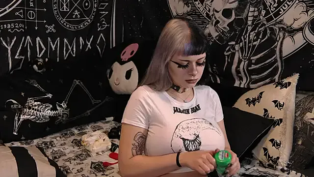 Paige_Turner on StripChat