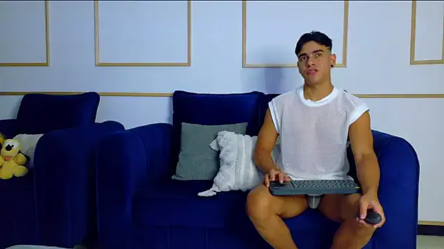 Panther_Boys on StripChat