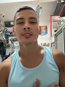 Offline Paul22cm- on StripChat