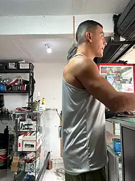 Offline Paul22cm- on StripChat