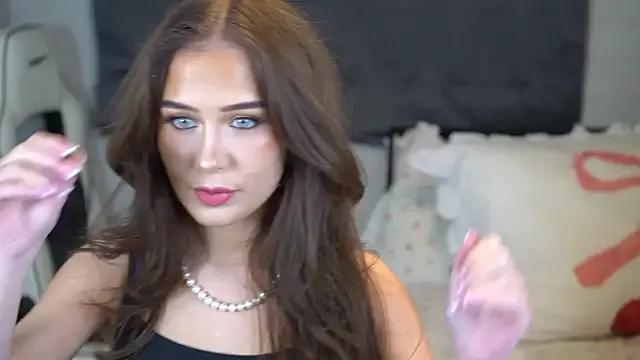 Peachxlush from StripChat is Freechat