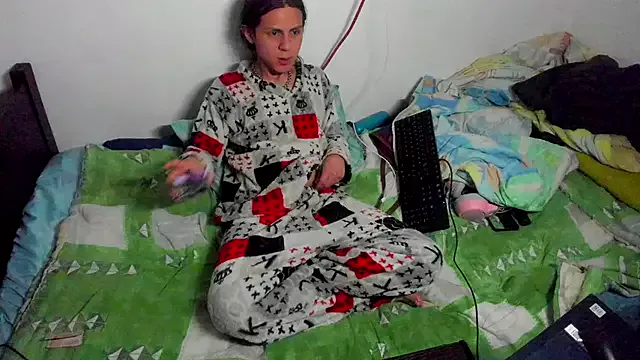 Offline Petite-Goth on StripChat