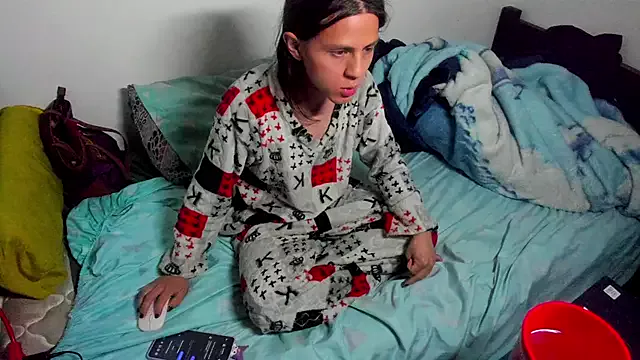 Offline Petite-Goth on StripChat