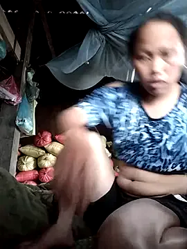 Offline PhamPm70 on StripChat