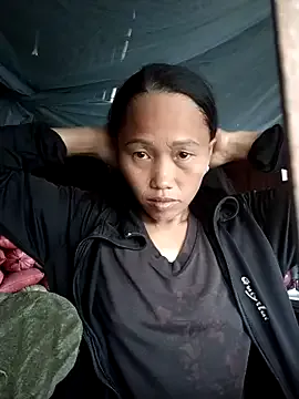 Offline PhamPm70 on StripChat