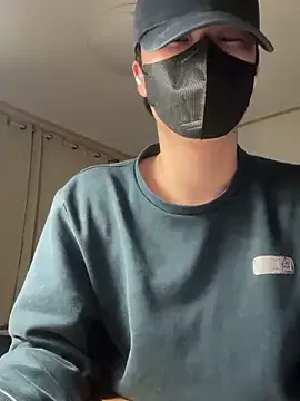 Offline Phil_6677 on StripChat