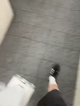 Offline Phil_6677 on StripChat