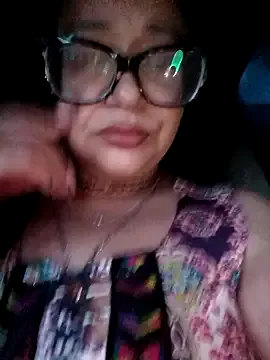 Offline PichyPrettyPussy on StripChat