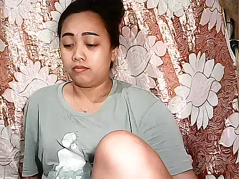 Offline Pinay_Chubby20 on StripChat