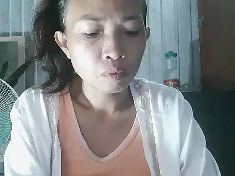 Offline pinayhotii on StripChat