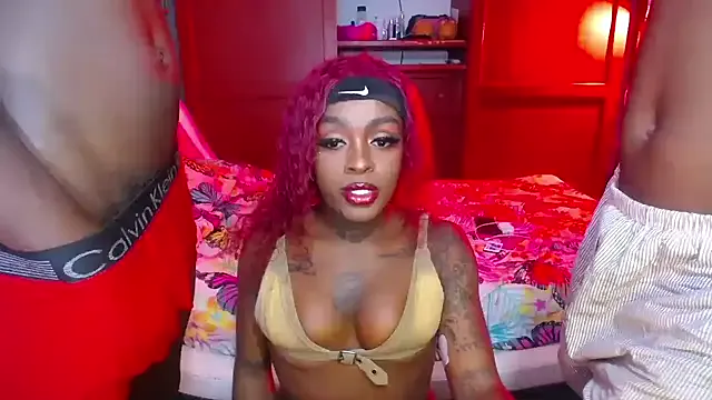 Offline pink_7777 on StripChat