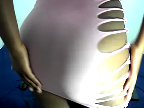 Offline pinkyxbarbie2 on StripChat