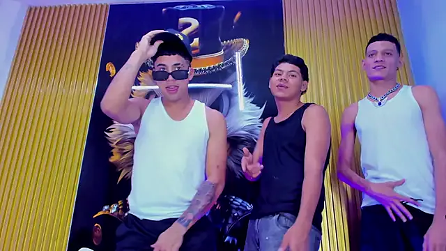 Play_boys_Hot2 on StripChat