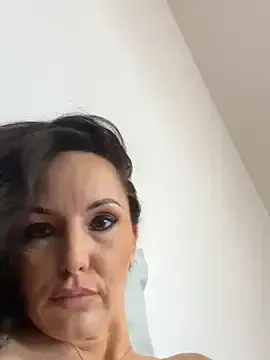 Freechat Playful_Amanda on StripChat