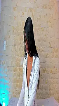 Offline pocahontas_pow on StripChat