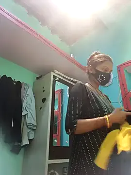 Offline posewith on StripChat