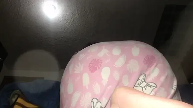 Offline prettyangelsquirt on StripChat