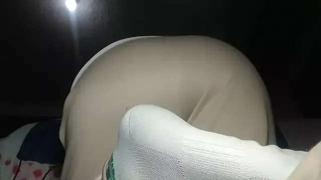 Offline prettyangelsquirt on StripChat