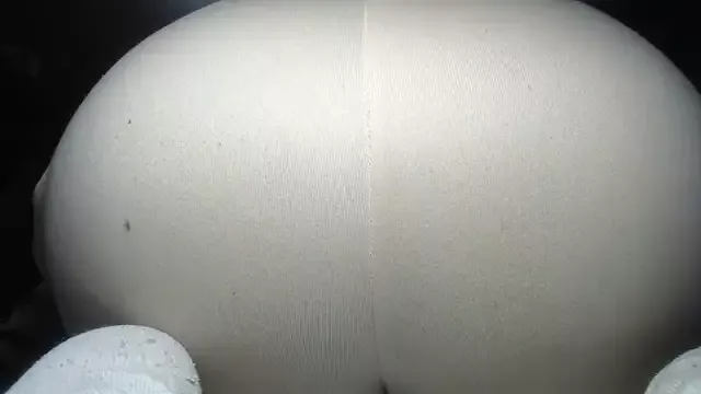 Offline prettyangelsquirt on StripChat