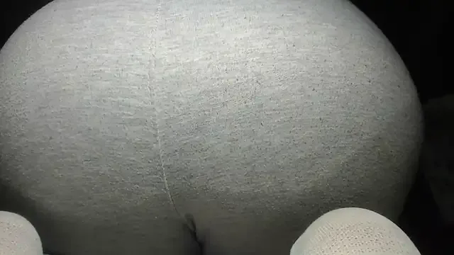 Offline prettyangelsquirt on StripChat