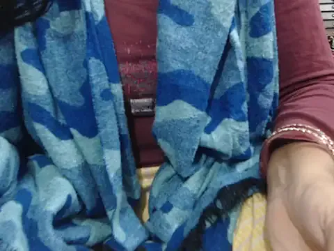 prettyindiandoll on StripChat